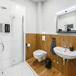 La Plaza24 Отель Дюссельдорф