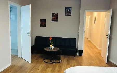 La Plaza24 * Düsseldorf