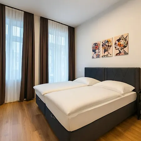 La Plaza24 * Düsseldorf
